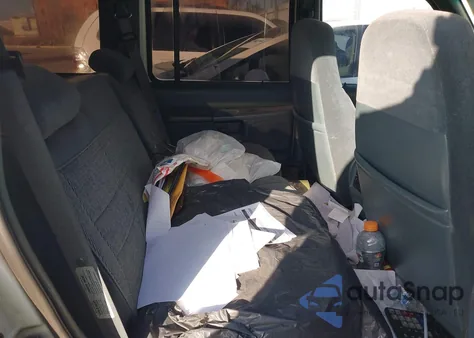 1997 Ford Explorer Eddie Bauer/Limited/Xl/Xlt из США, поврежденный, VIN 1FMDU34E2VZB17980